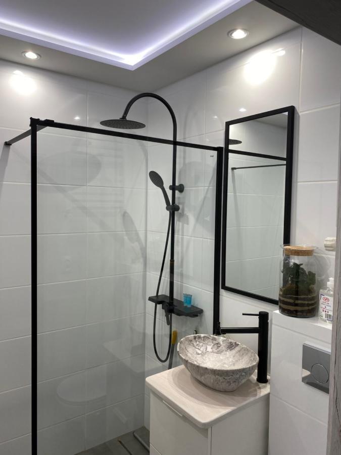 Apartament Blisko Wszedzie Ostrowiec Świętokrzyski 外观 照片